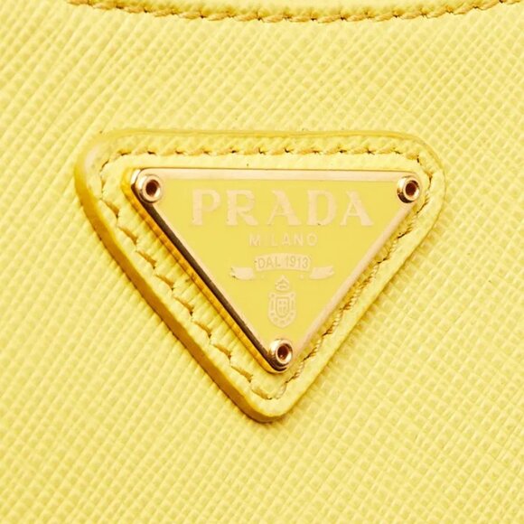 Prada Sole Yellow Saffiano Leather 2005 Re-Edition Shoulder Bag 1BH204 - Picture 9 of 12